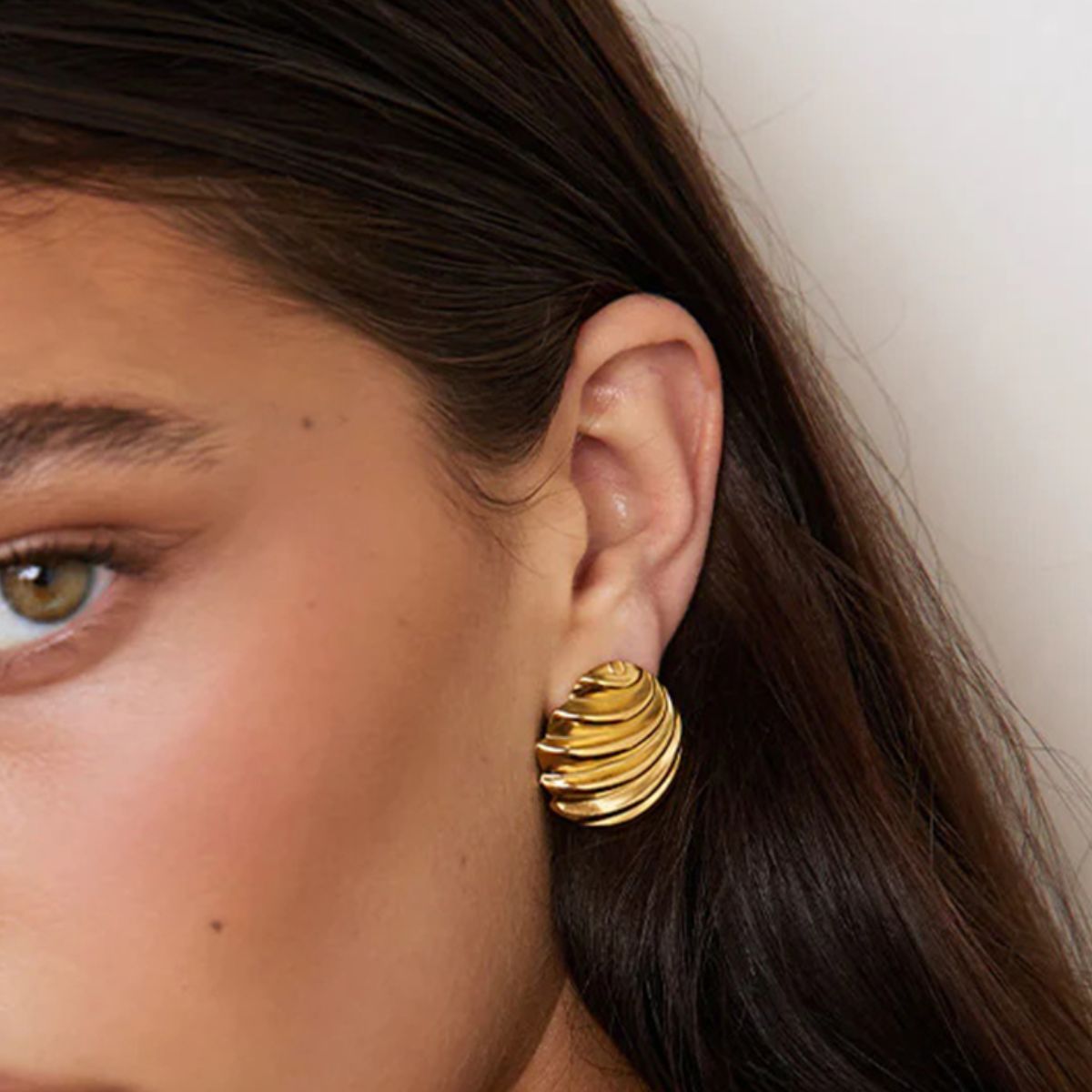 Stainless Steel Shell Shape Stud Earrings Gold One Size