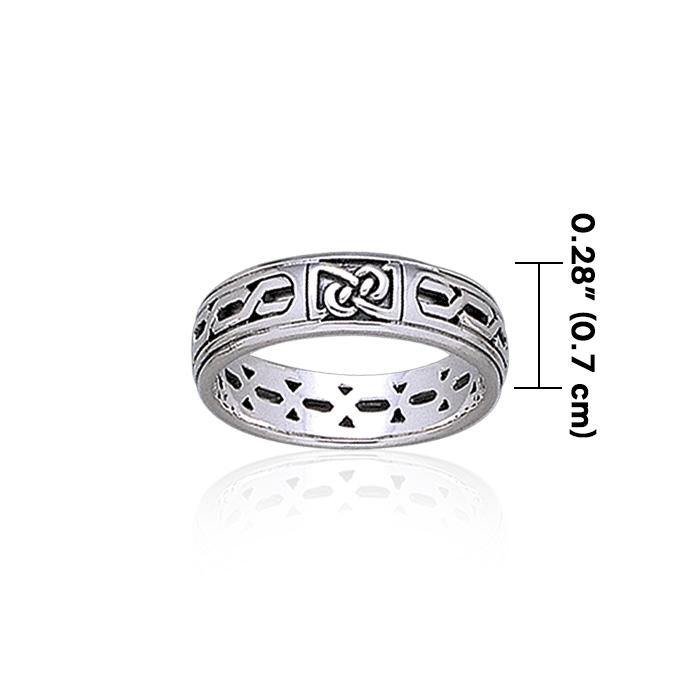 Celtic Knotwork Sterling Silver Band TR1902.