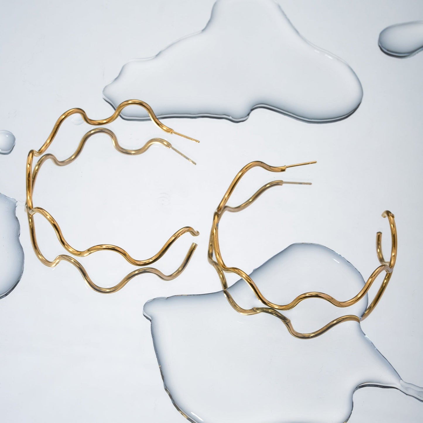 Stainless Steel Wave Shape C-Hoop Earrings Gold One Size