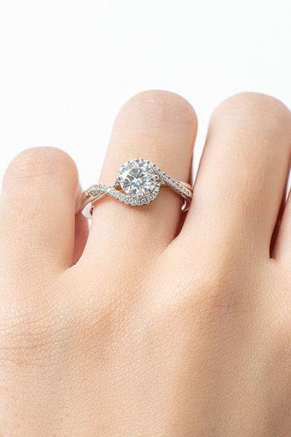 1 Carat Moissanite Crisscross Ring Silver