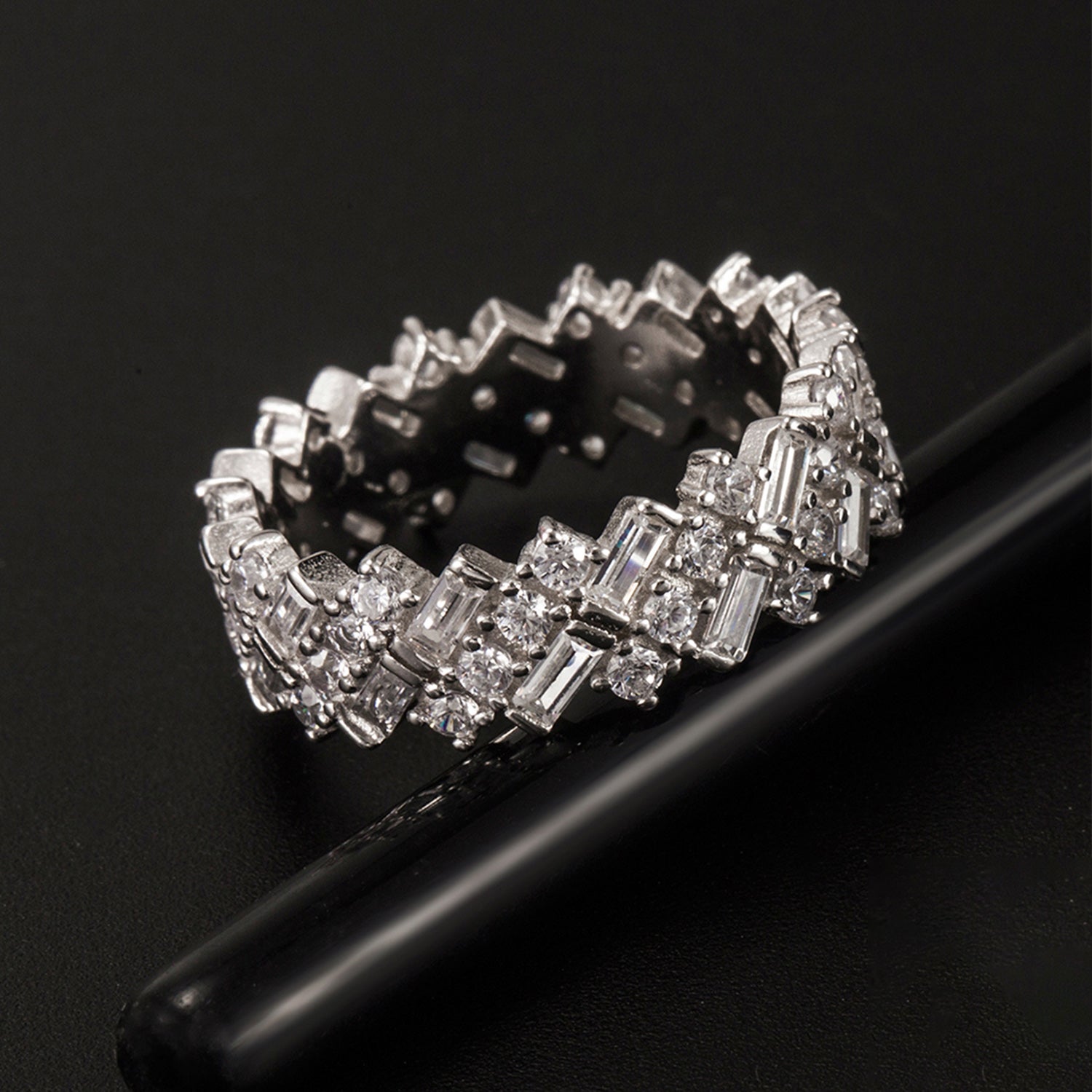 Inlaid Zircon 925 Sterling Silver Ring Silver