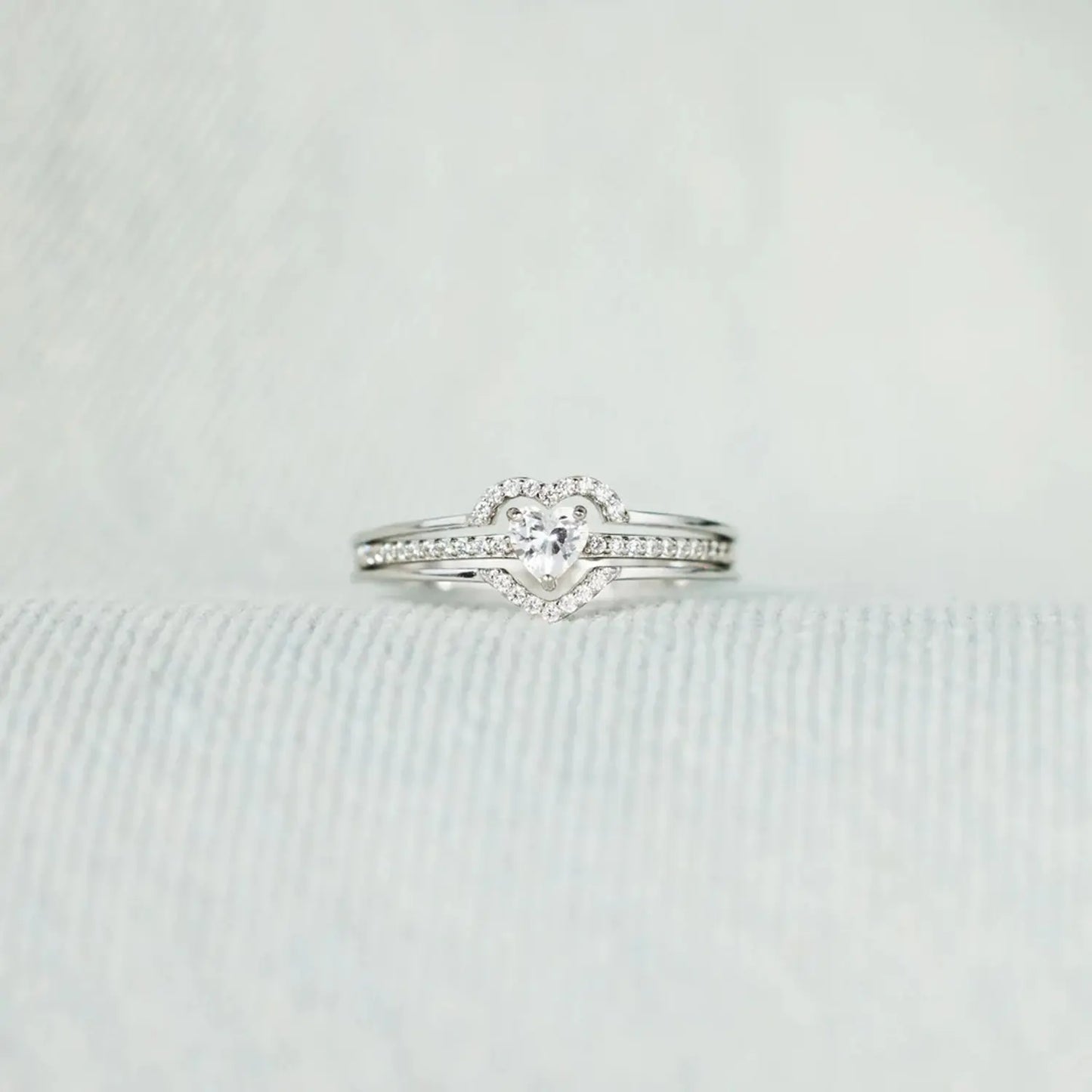 925 Sterling Silver Inlaid Zircon Heart Ring Silver