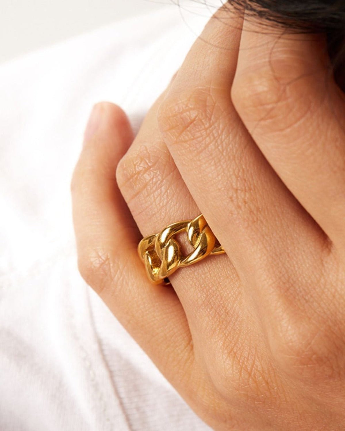 Best Trending Trendy Gold Chain Ring Jewelry Gift on Sale for Women, Lady, Mother, Wife