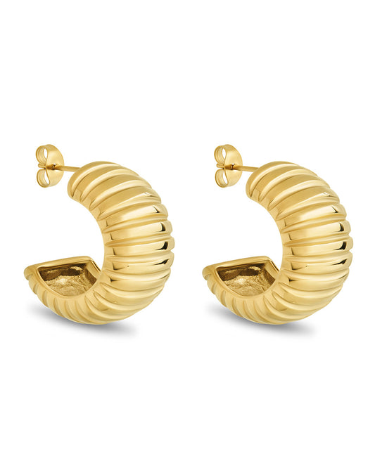 Philippa Ribbed Huggie Hoop Earrings Gold