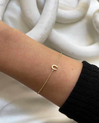 14k Gold Tiny Horseshoe Bracelet
